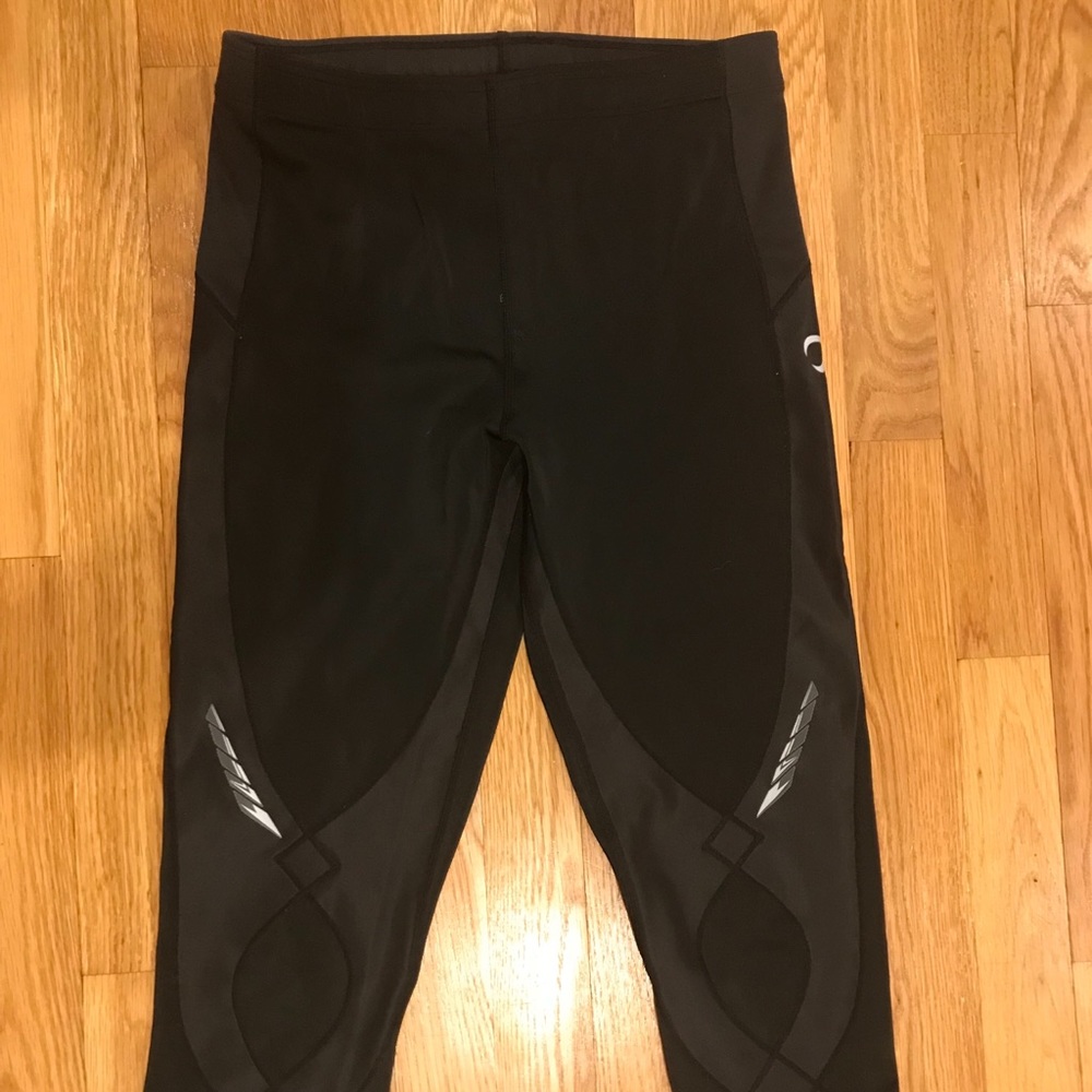 CW-X PerformX Tights - Capri Length. EUC